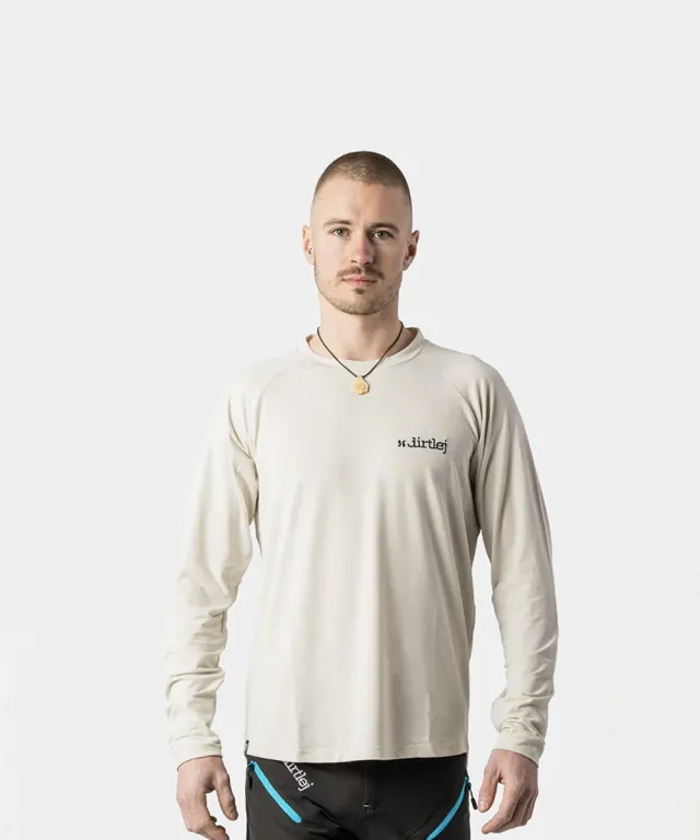 dirtlej mountee blacklabel sykkeltrøye herre sort merino
