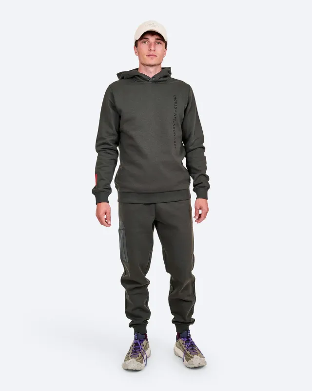 The Mountain Studio J-4 joggebukse Peat økologisk bomull