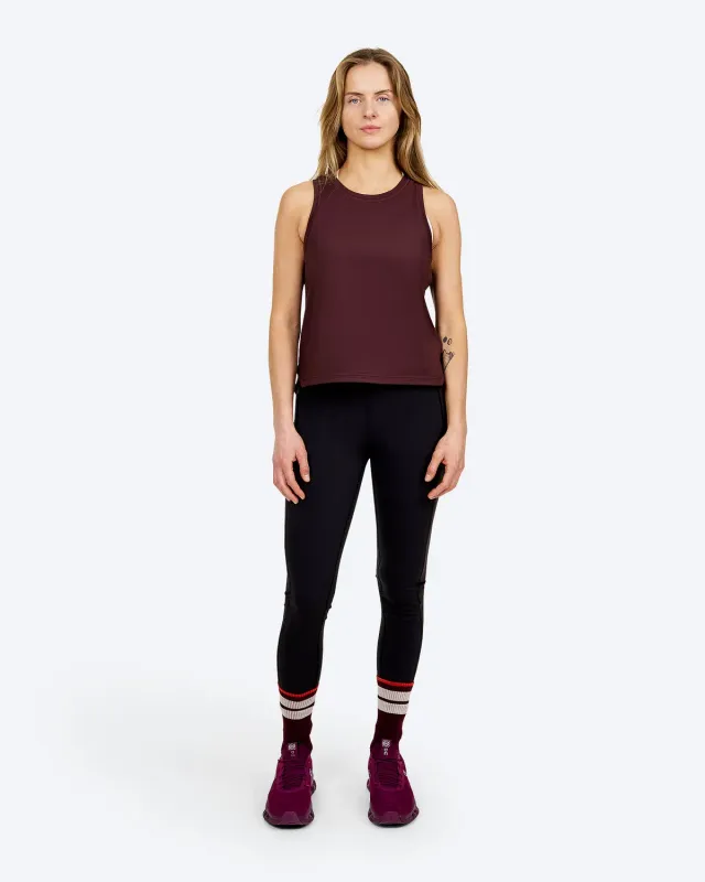 The Mountain Studio T-7 W singlet Fudge
