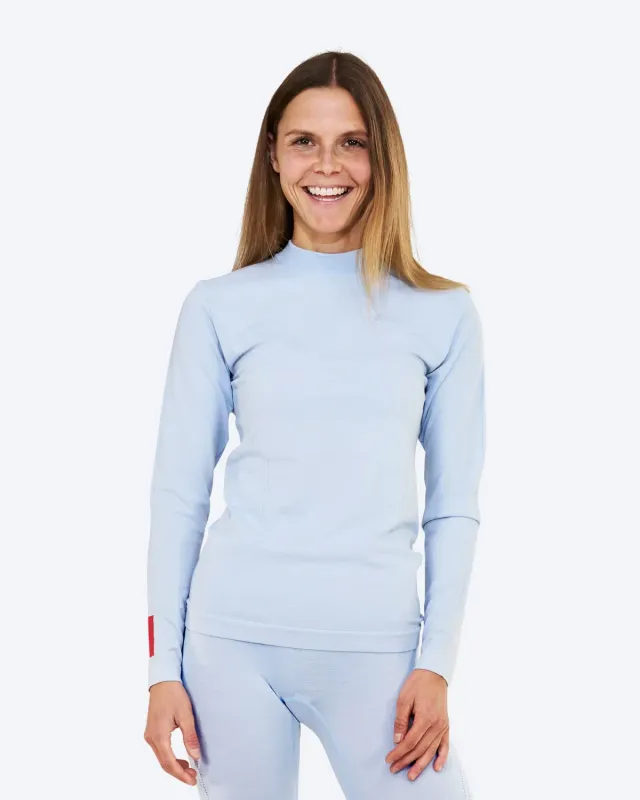 The Mountain Studio U-9 W Seamless Merino undertrøye Ice Water tettsittende
